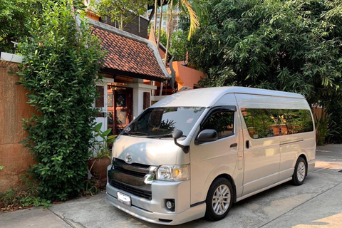 Flughafen Phuket: Privater Einweg-Van-Transfer zum Krabi HotelFlughafen Phuket: Einfacher Privattransfer zum Hotel in Krabi