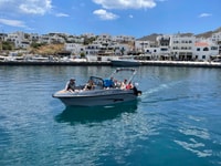 Serifos, croisière en côtes privées avec arrêts de natation, collations et boissons - Housity