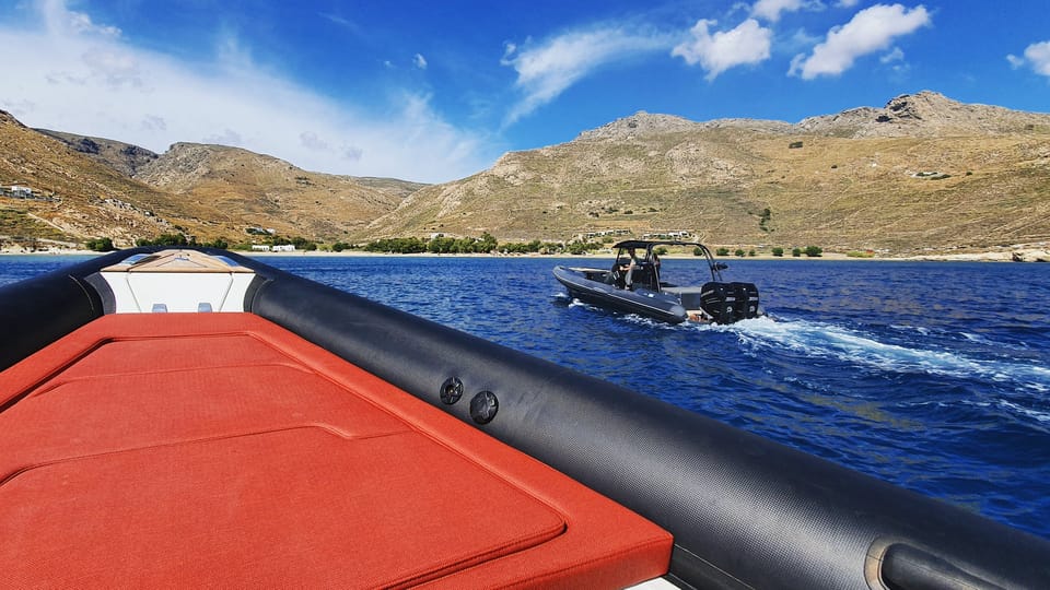 Serifos, Private Rib Cruise mit Schwimmstopps, Snacks und Getränken - Housity