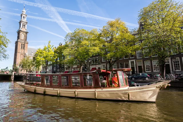 Amsterdam : option croisière en bateau ouvert avec boissons à volonté et collation