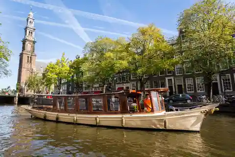 Amsterdam: Option "Offene Bootsfahrt" mit unbegrenzten Getränken und Snacks