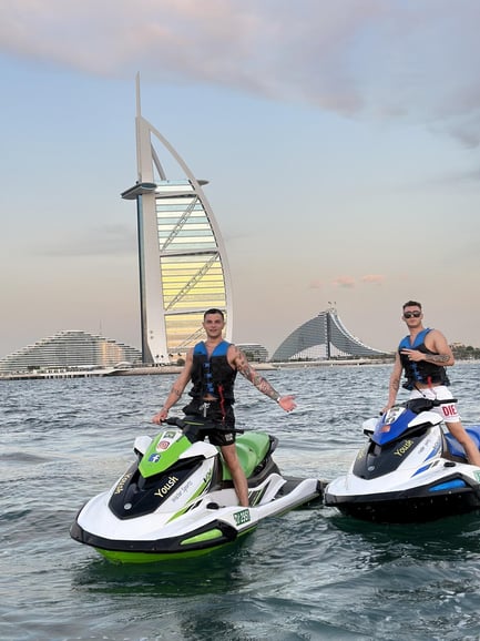 Dubaï : Aventure en jetski avec vue sur Burj Khalifa et Burj Al Arab