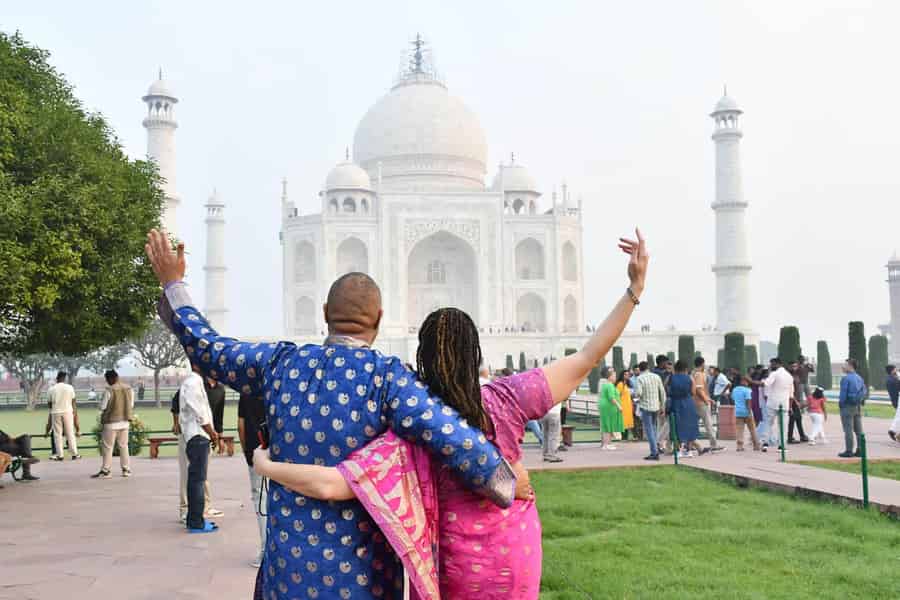 Agra: Taj Mahal – Schnelleinlass-Tour mit erfahrenem Guide. Foto: GetYourGuide Agra: Taj Mahal – Schnelleinlass-Tour mit erfahrenem Guide. Foto: GetYourGuide