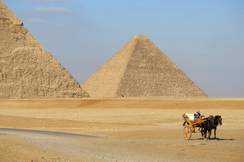 El Cairo: Paseo en coche de caballos al amanecer / atardecer alrededor de las PirámidesEl Cairo : Visita de medio día a las pirámides de Guiza en coche de caballos