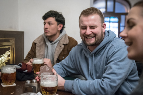 Praga: Excursão a pé guiada pelas cervejarias e pubs de Castle Side