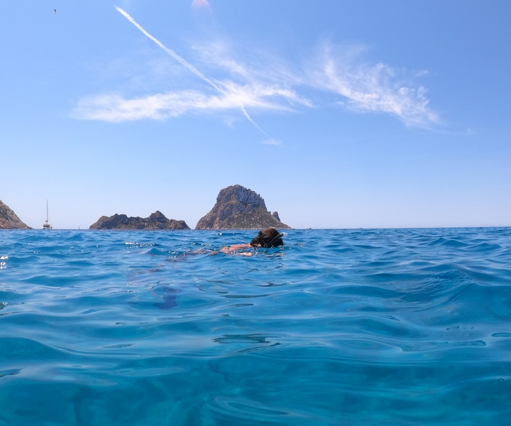 Ibiza: Es Vedrà Morning or Sunset Boat Tour with Swimming