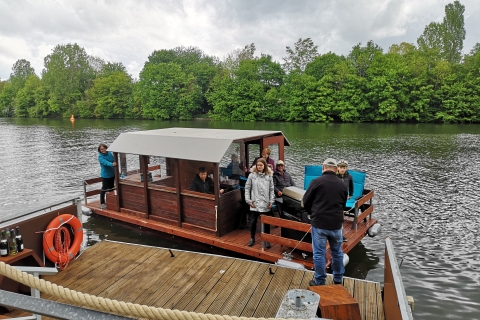 Stuttgart: Private Neckar River Raft Cruise with Grilling
