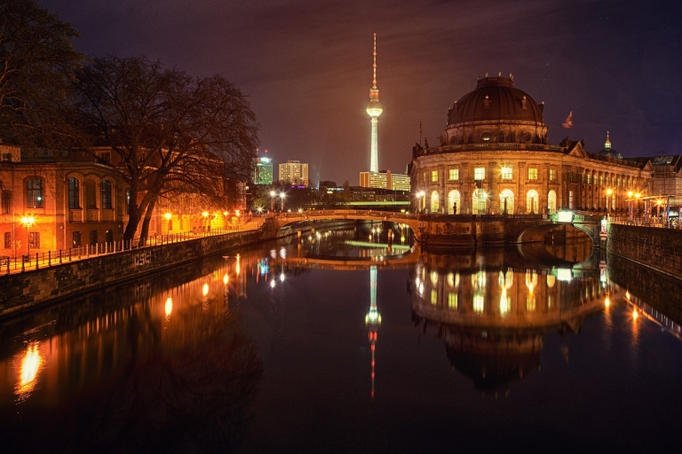 Berlin nocą: romantyczny rejs łodzią księżycową