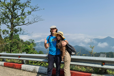 Prywatny samochód Hue do Da Nang/Hoi An przez Park Narodowy Bach Ma