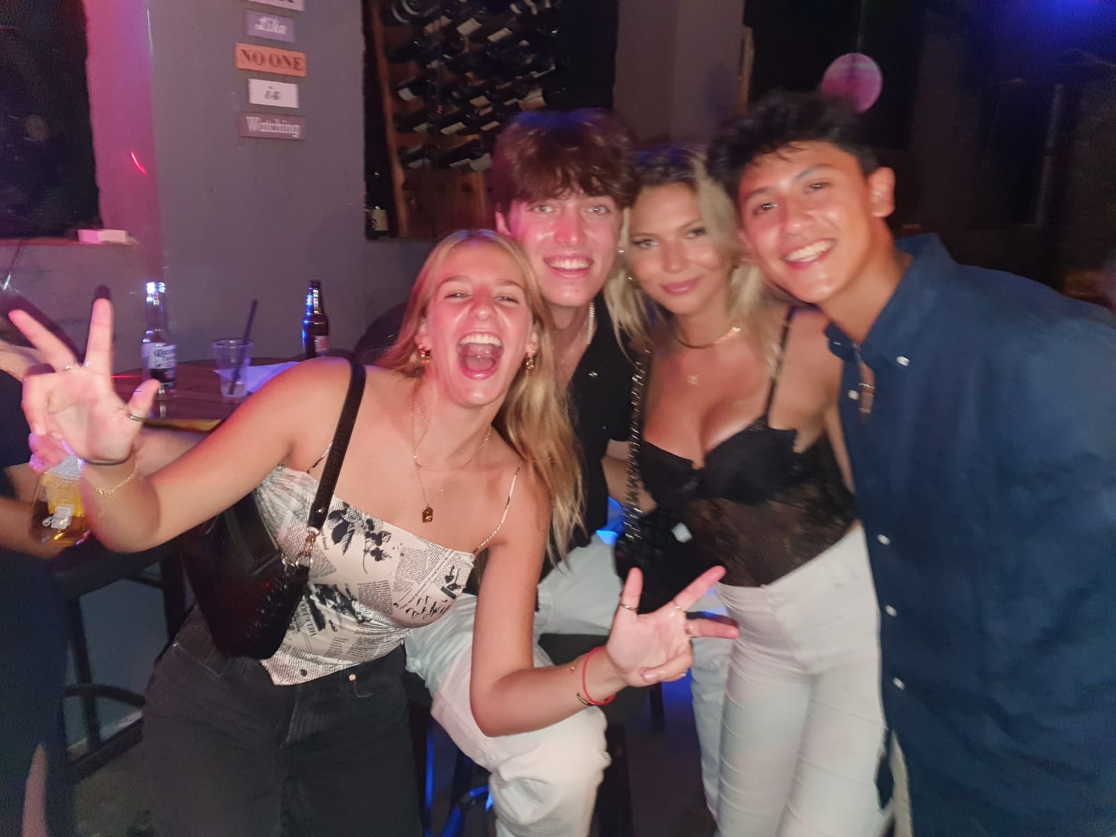 Tel Aviv: Pub Crawl und Nightlife Tour mit Shots