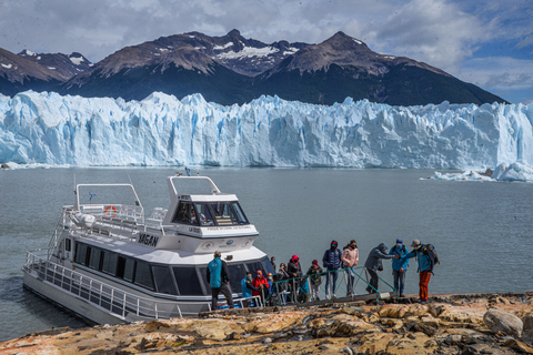 El Calafate: Blue Safari and Perito Moreno Glacier Tour Blue Safari: Perito Moreno Glacier with Navigation