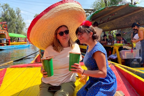 MexicoCity: Xochimilco Traditional Boat Tour W/ Mexican Food Mexico City: Xochimilco boat tour with lunch