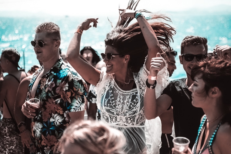 Ibiza: Boat Party with Unlimited Drinks and DJ Ibiza: Boat Party with Unlimited Drinks and DJ