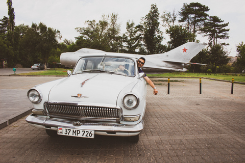 Yerevan: tour in auto classica delle gemme nascoste di Yerevan