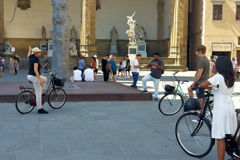 Florence: Semi-private Bike Tour with Local Guide