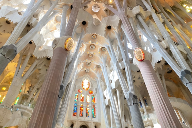 Barcelona: Sagrada Família and Gaudí Houses Tour Korean Tour