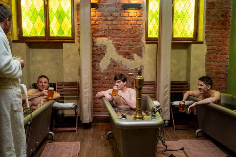 Praga: Bagno termale con birra e vino e grotta di saleBeer Spa con esperienza nella grotta di sale (vasca singola)