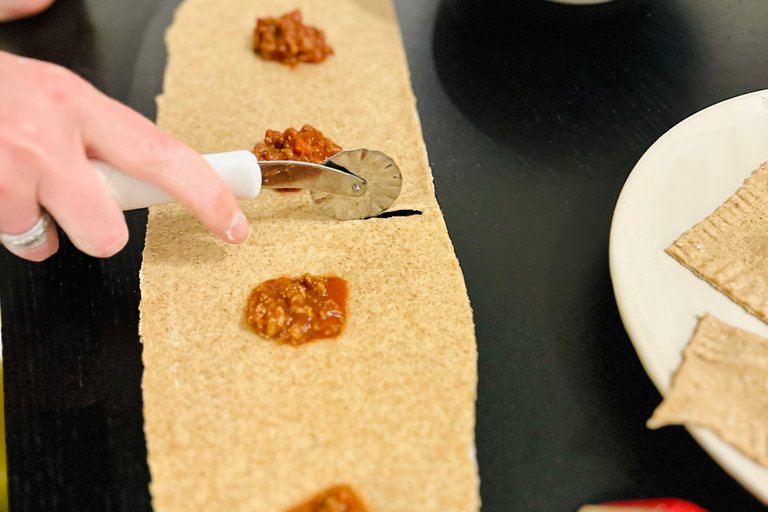 Nice: Mediterranean Fresh Pasta Cooking Class with Dinner