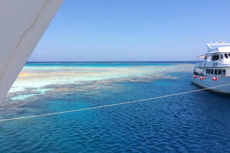 Sharm El Sheikh : Croisière en bateau de luxe avec plongée en apnée et déjeuner
