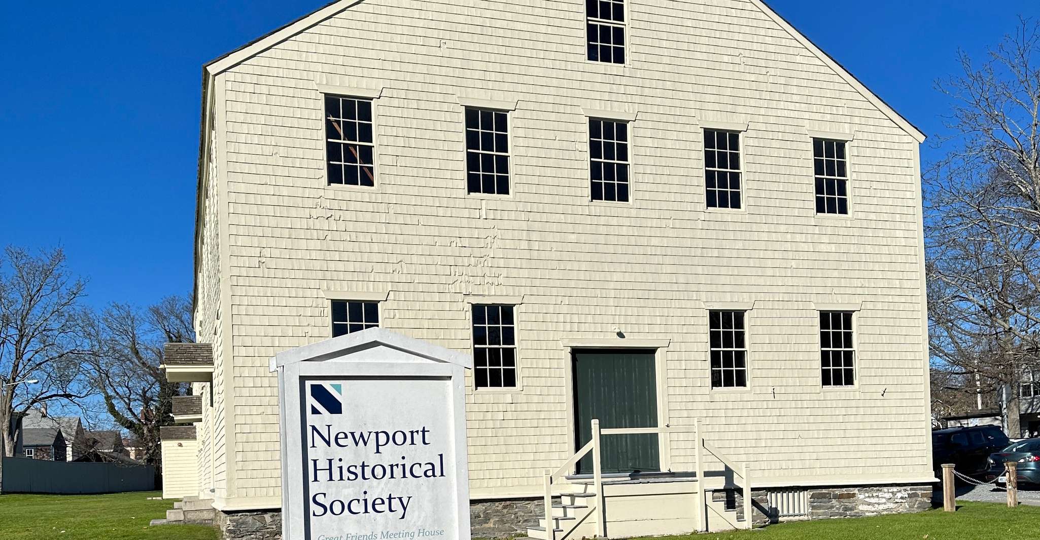 Newport, Downtown Historic Self-Guided Audio Walking Tour - Hizvo