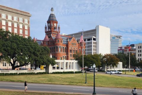 Dallas: Historic Downtown Audio Self-Guided Walking Tour