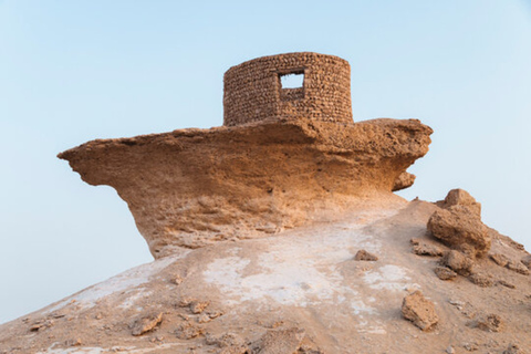 Recorrido por la costa oeste, Zekreet, escultura del desierto de Richard SerraDesde Doha: Zekreet Richard Serra y formación rocosa de hongos