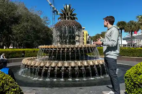 Charleston: Pirates and Ghosts Guided Walking Tour