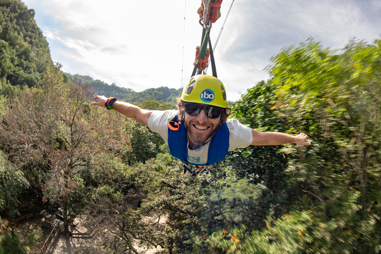 Monterrey, Holandia: Ibo Total Adrenaline w końskiej coliSantiago, Holandia: Ibo Combo Total Adrenaline w Końskim Ogonie