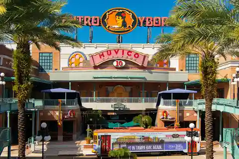 Tampa: guia do smartphone da história da cidade de Ybor