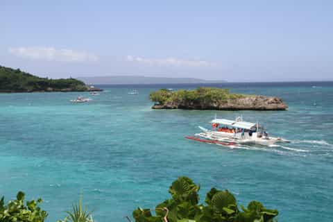 Boracay: Private Island Hopping & Snorkeling Tour - Image 3