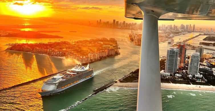 Miami: South Beach Private 50-Minute Private Flight Tour photo 7