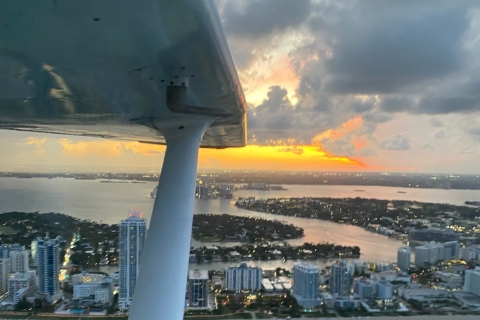 Miami: South Beach Private 45-Minute Guided Flight Tour