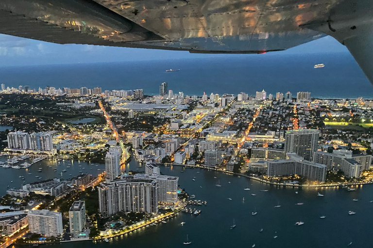 Miami: Tour Privado en Vuelo Guiado de 45 Minutos por South Beach