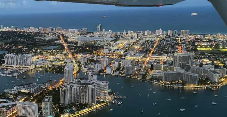 Miami: South Beach Private 50-Minute Private Flight Tour photo 11