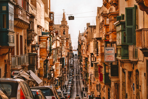 Valletta: Passeio a pé guiado com visita opcional à catedralTour com guia que fala inglês (incluindo visita à catedral)