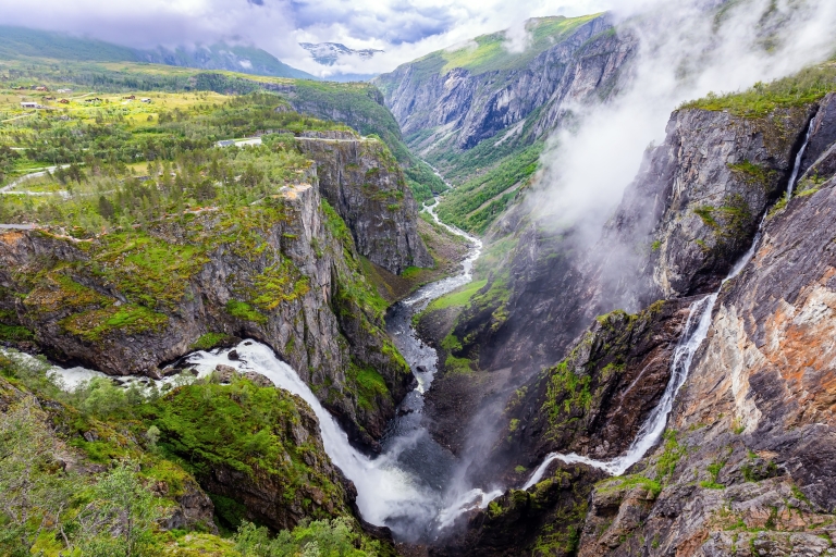 Von Eidfjord aus: Vøringfossen Wasserfall Naturtour mit FührungVon Eidfjord aus: Vøringfossen Wasserfall Naturtour mit Guide