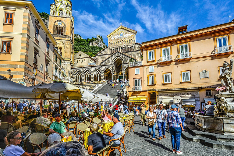 De Positano: excursão particular de um dia a Amalfi e RavelloDe Positano: viagem privada de um dia a Amalfi e Ravello