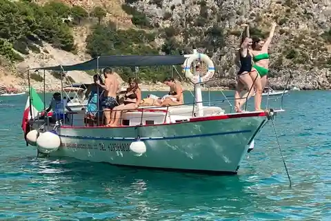 Gaeta : Vip Private Tour Riviera di Ulisse to Sperlonga