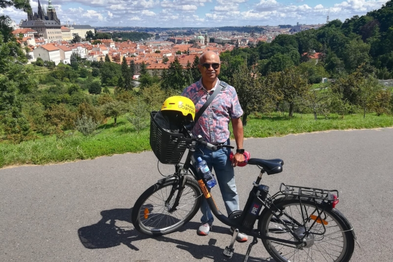 3-godzinna wycieczka po Pradze przez Electric Bike