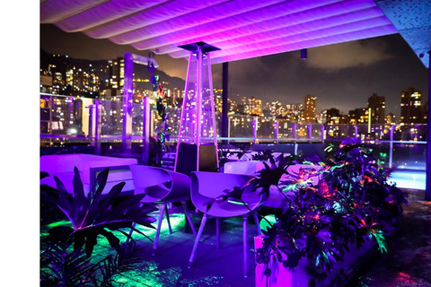 麦德林之夜：美食、文化和城市灯光