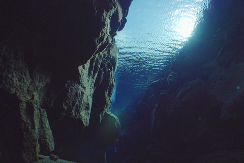 Silfra: Diving Between Tectonic PlatesWith Meeting Point