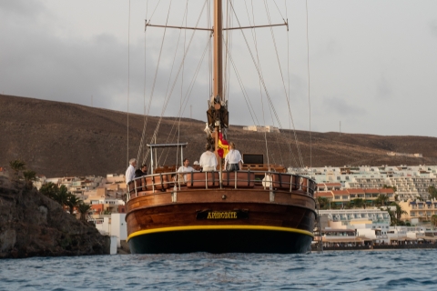 Fuerteventura: Exclusieve Turkse Gulet Cruise met een maaltijdDagcruise met ophaalservice