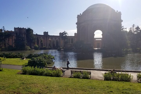 Visita a la ciudad de San Francisco en grupo reducido de medio díaSan Francisco: Tour de lo más destacado de la ciudad con traslado