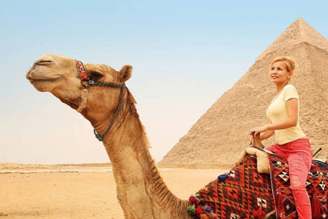Depuis Hurghada : excursion Caire et Gizeh en avionHurghada : excursion au Caire en avion et transferts
