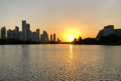 5-Day Cartagena Experience with Sunset Cruise & Street Food