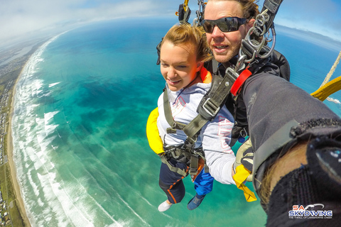 Adélaïde : Aventure en parachute en tandem au-dessus de Goolwa12 000ft au-dessus de Goolwa