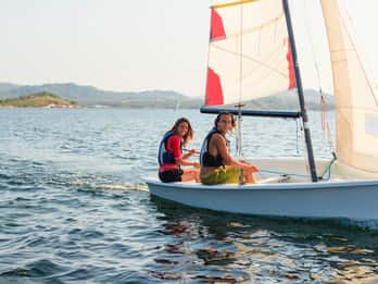 Dinghy Sailing Lesson in Menorca