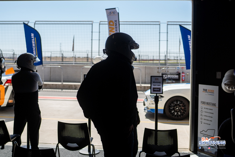 Adelaide: Skydive & Mustang Passenger Hotlaps Tour