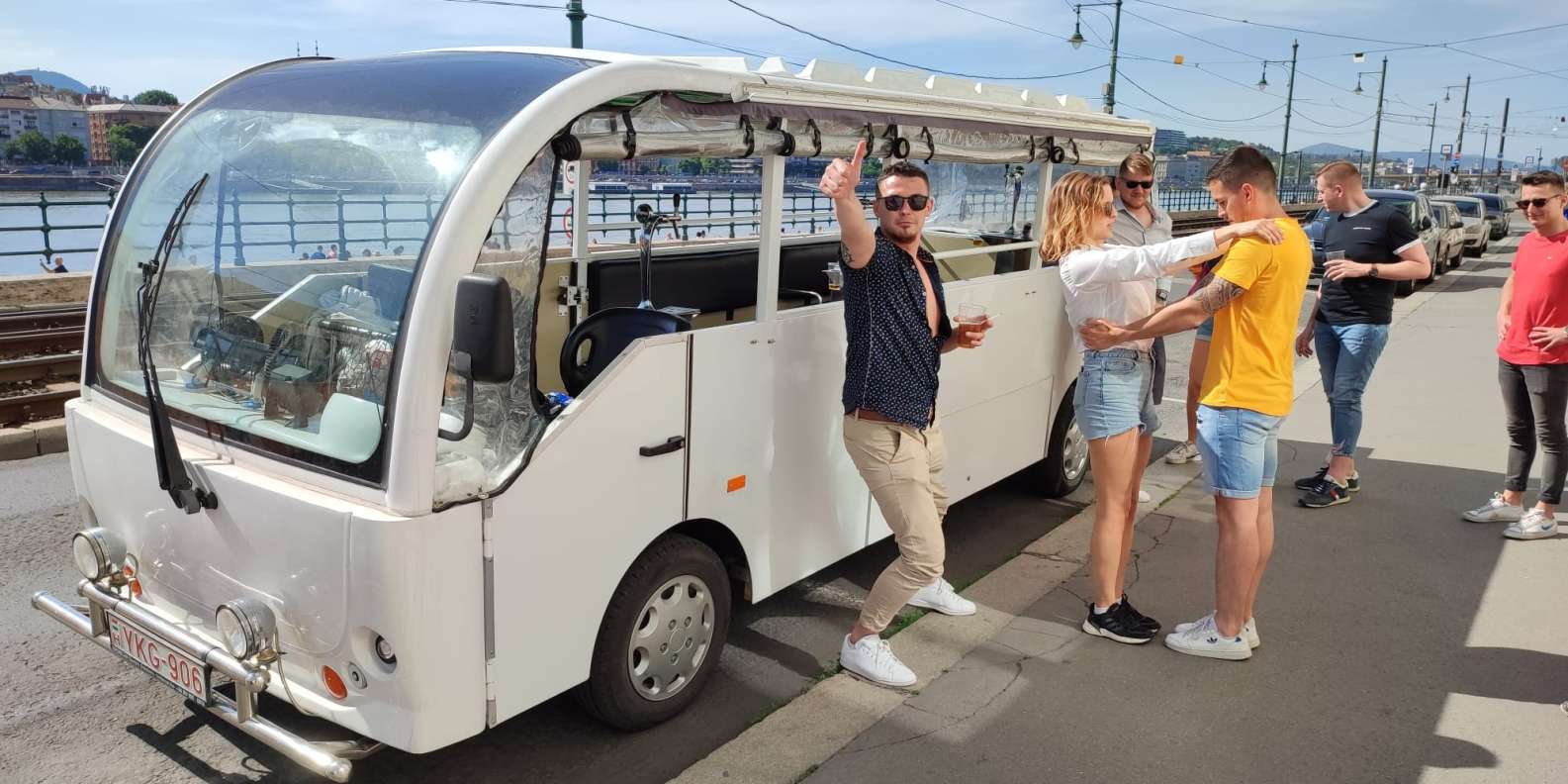 Beer Bus Budapest - Meet the Iconic Ikarus Buses