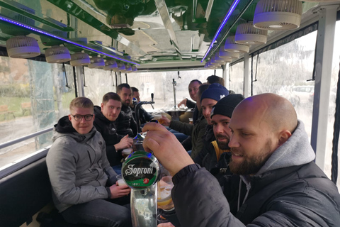 Boedapest: Sightseeingtour met een bierbus van 90 minuten